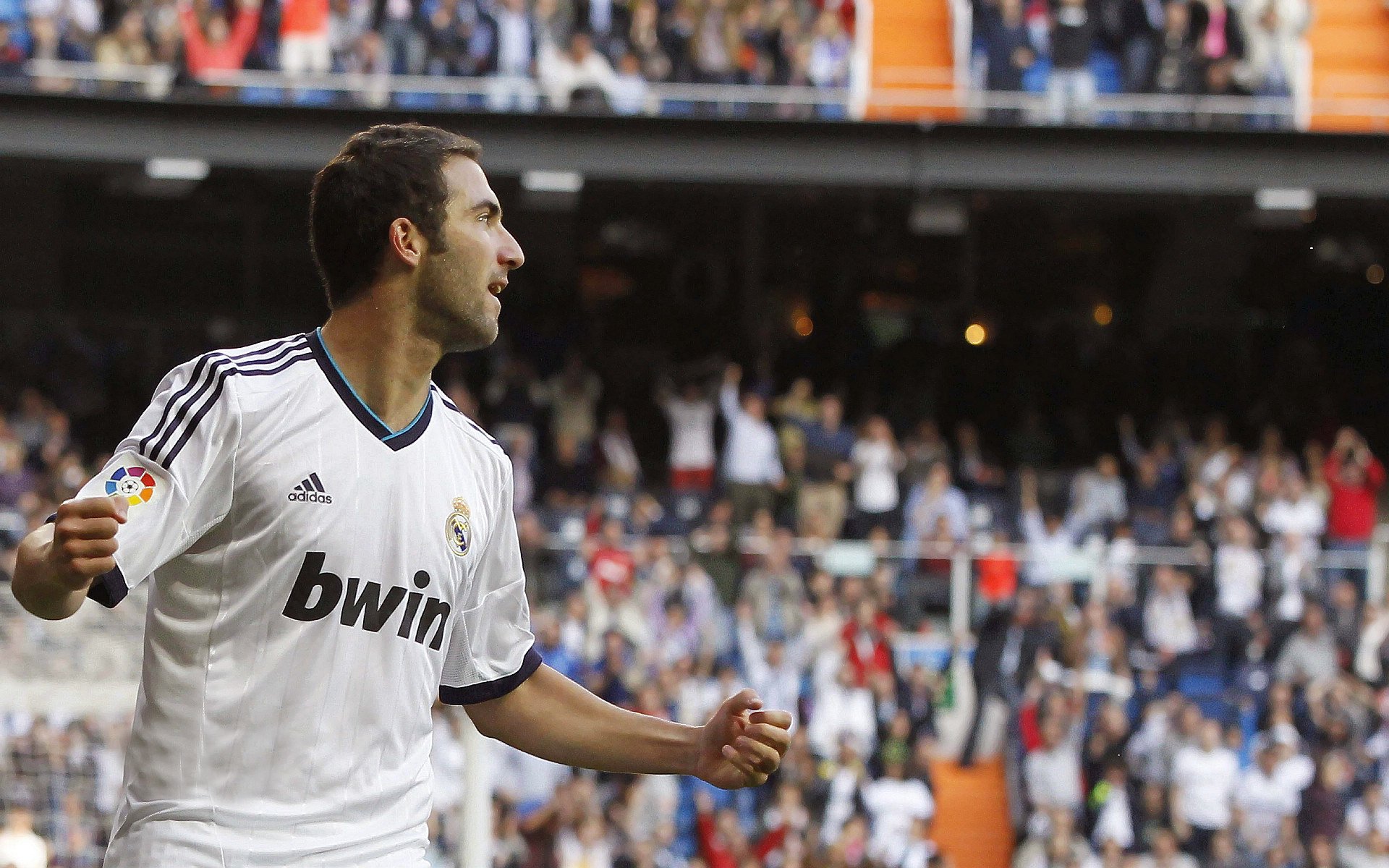 星空·体育app下载-《英雄联盟》“全球预选”火爆进行，谁将一战封神？